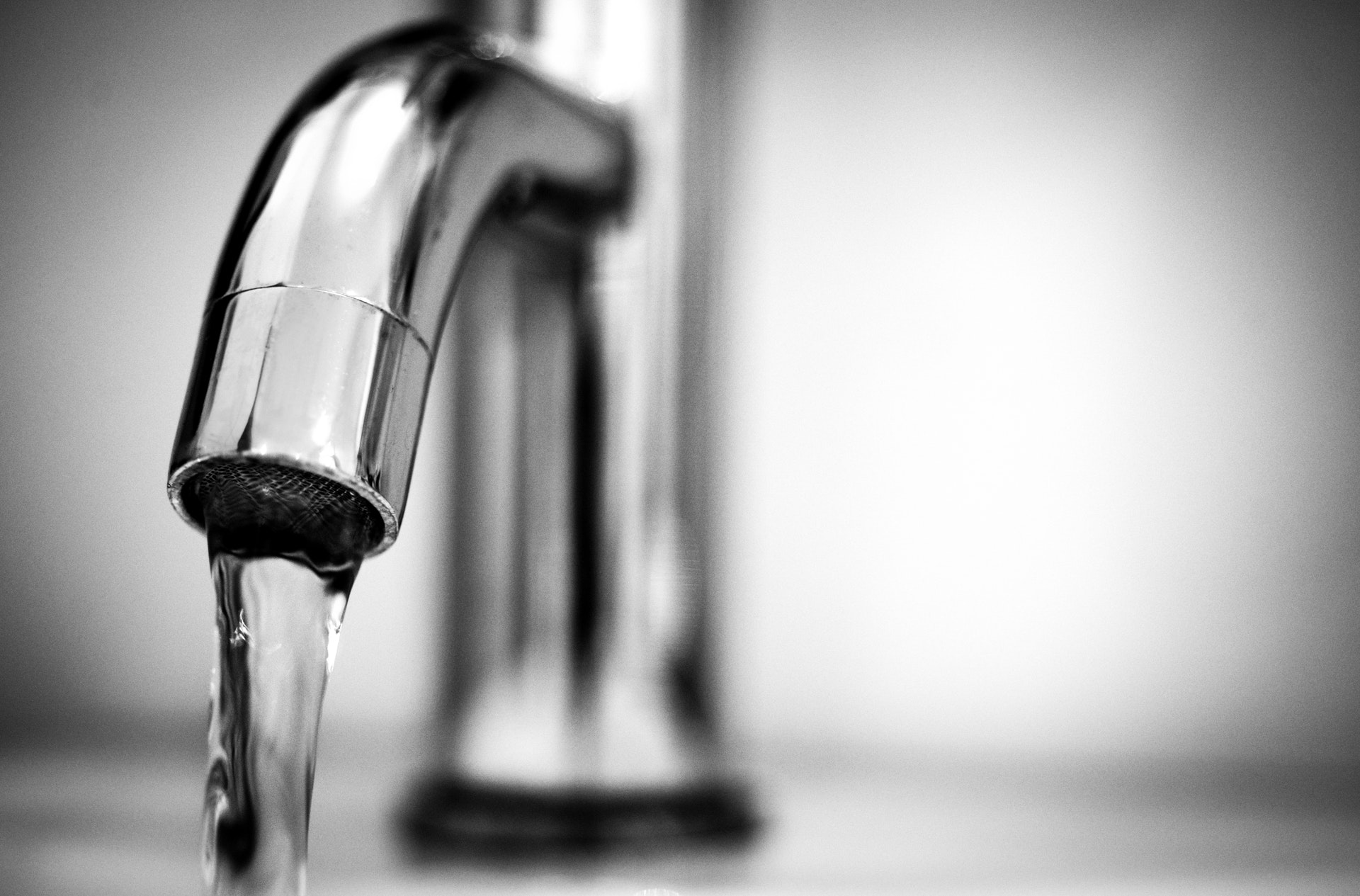 Hoe Kiest u de Juiste Reiniging van het Water Systeem Voor Uw Huis